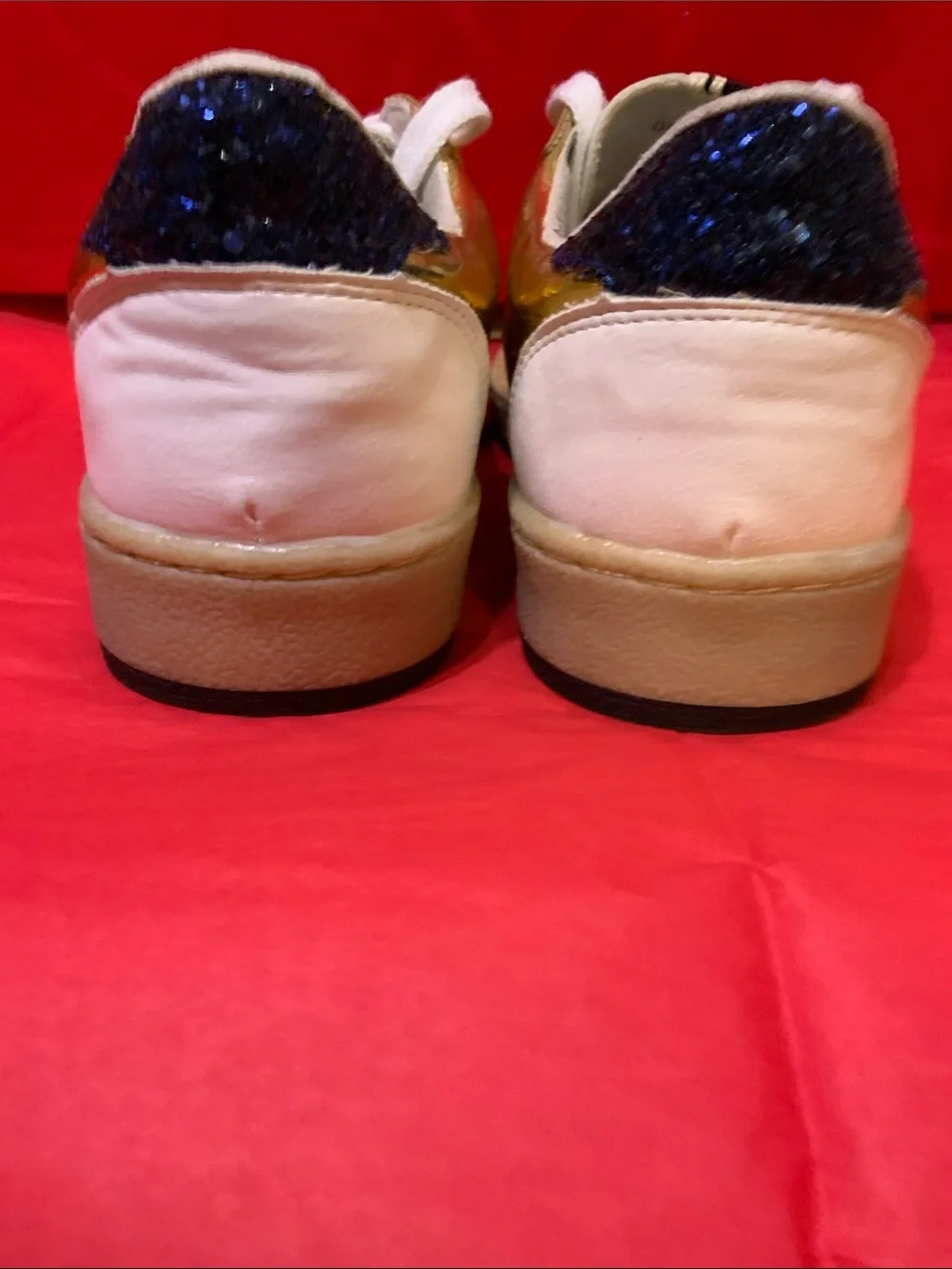 ShuShop preowned good